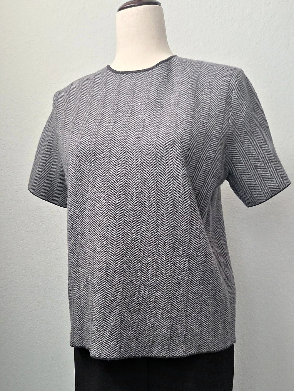 Zara Short Sleeve Sweater Top Gray & Black Herringbone Large Warm Classic Soft